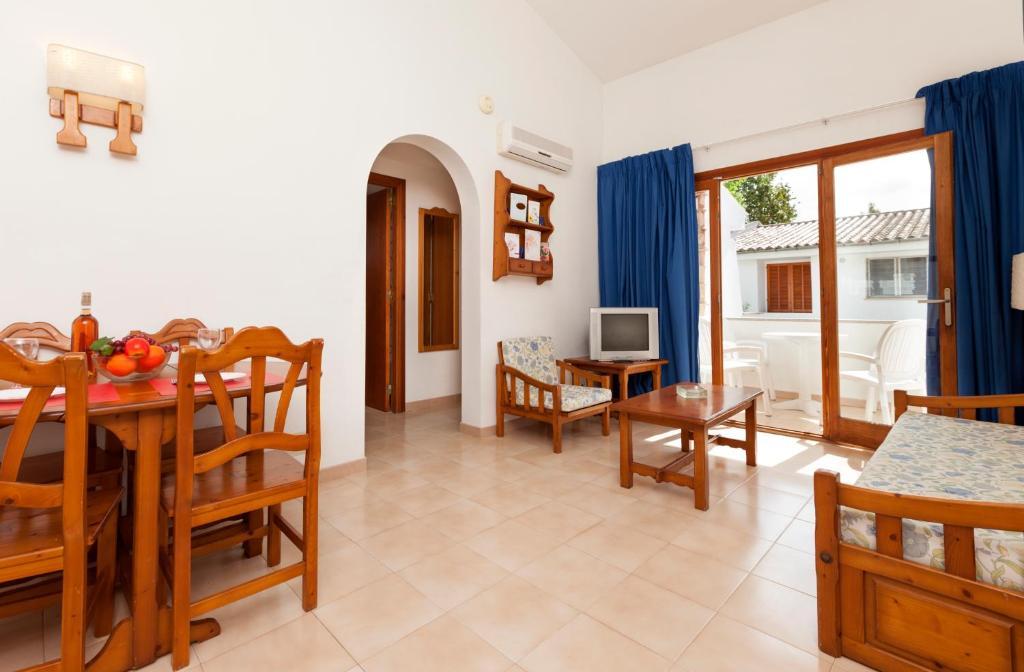 פורט דה פולנסה Apartamentos Leo חדר תמונה